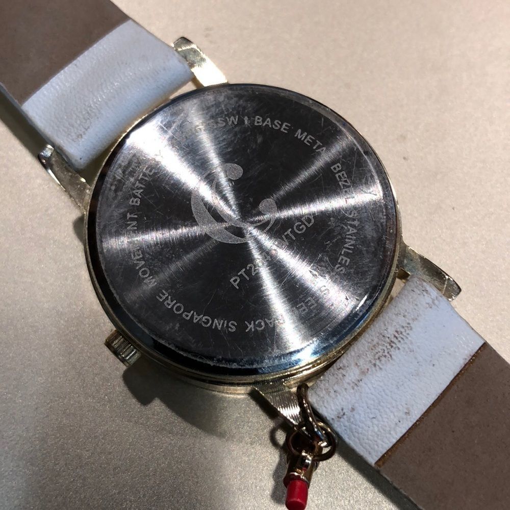 C lip Watch white strap n charm lipstick 💄 - Picture 8 of 8
